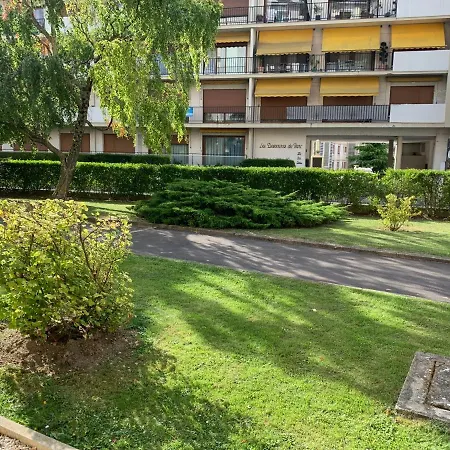 30 - Résidence Beauséjour - Fibre Wi Fi - Proche Centre Appartement