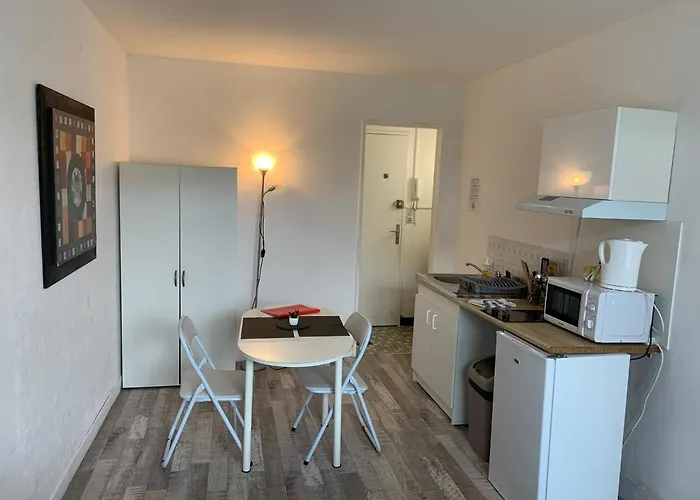30 - Beausejour - Fibre Wi Fi - Proche Centre Apartman Troyes