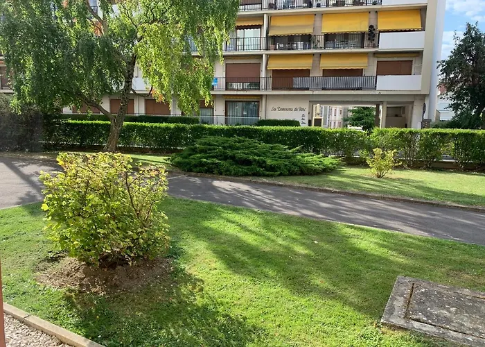 30 - Beausejour - Fibre Wi Fi - Proche Centre Apartman